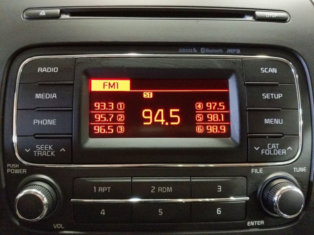 2016 Kia Forte - Stereo Package