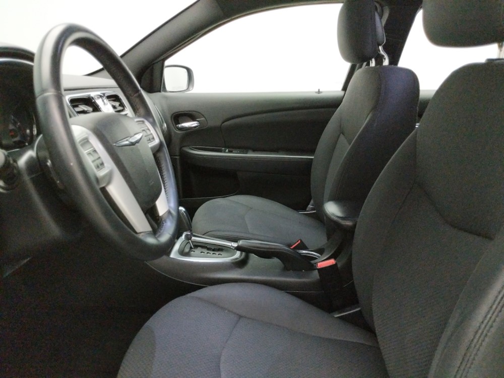 2014 Chrysler 200 - Driver Front Seat