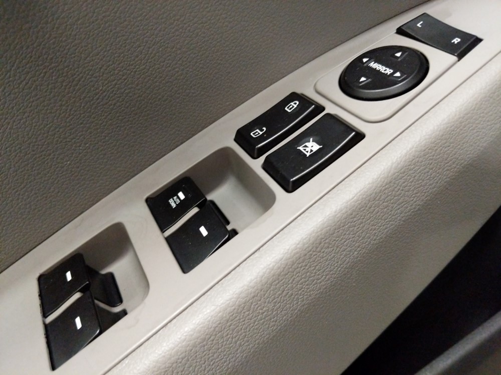 2017 Hyundai Elantra - Driver Power Windows/Lock Control