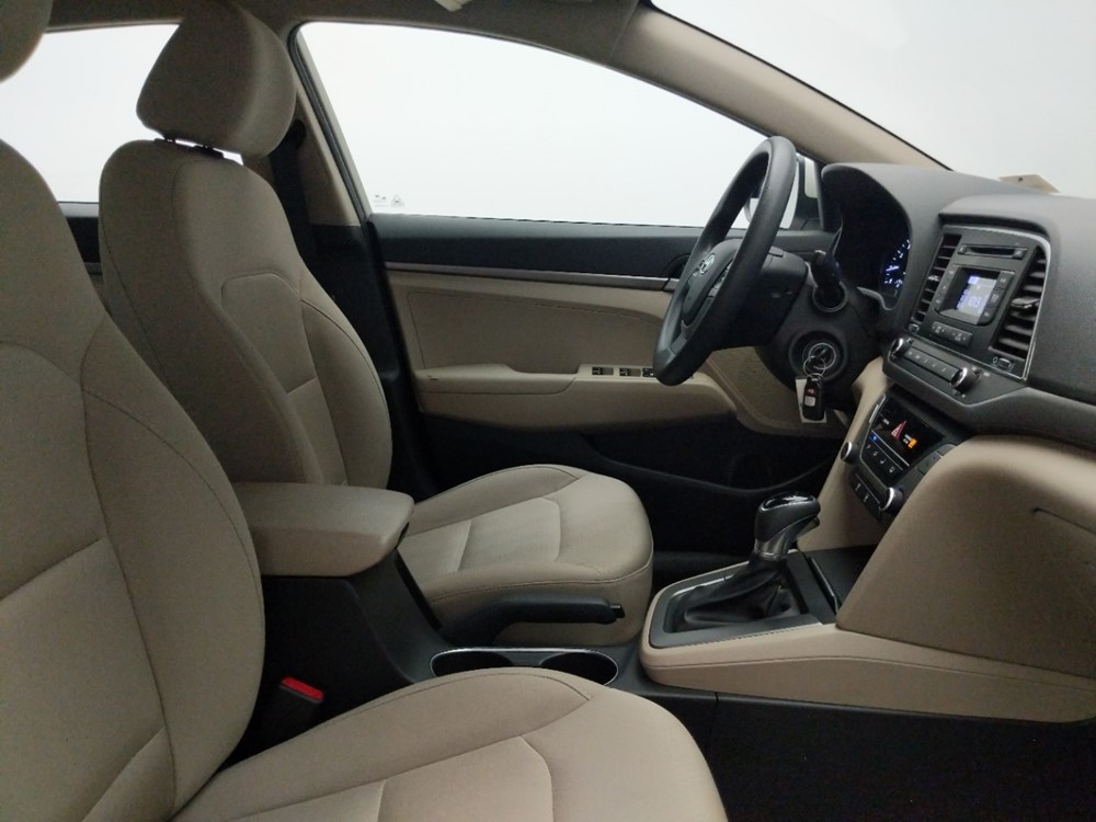 2017 Hyundai Elantra - Passenger Front Seat