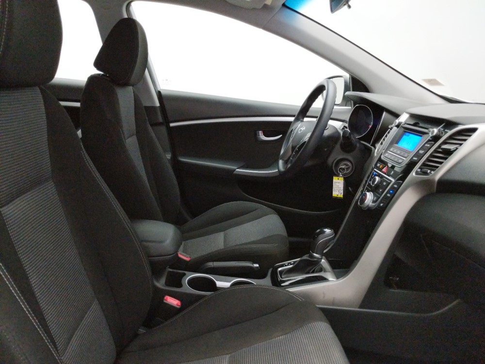 2016 Hyundai Elantra - Passenger Front Seat