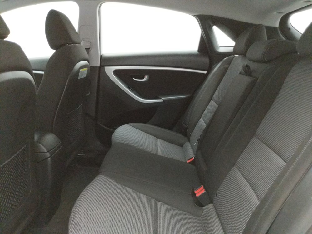 2016 Hyundai Elantra - Driver Rear Seat