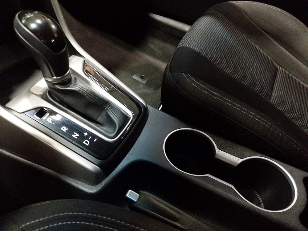 2016 Hyundai Elantra - Center Console/Cup Holders