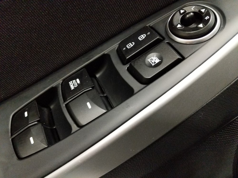 2016 Hyundai Elantra - Driver Power Windows/Lock Control