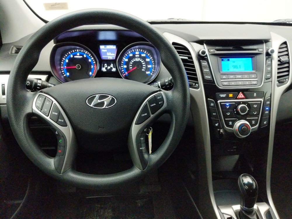 2016 Hyundai Elantra - Driver Dash