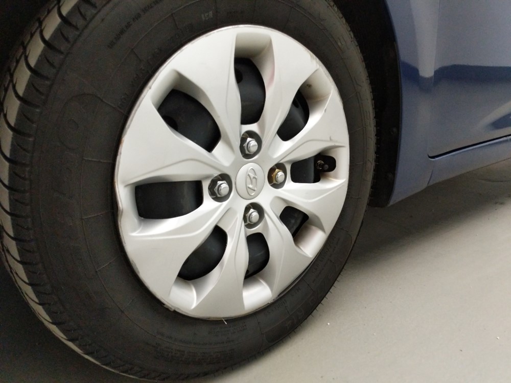 2017 Hyundai Accent - Wheel