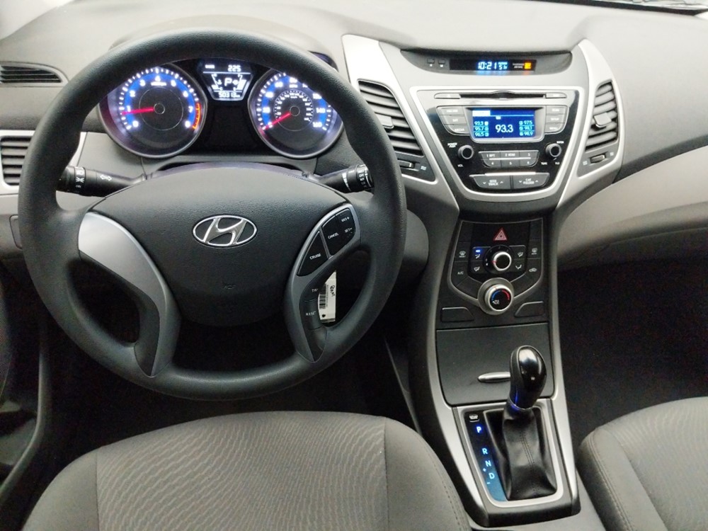 2016 Hyundai Elantra - Driver Dash