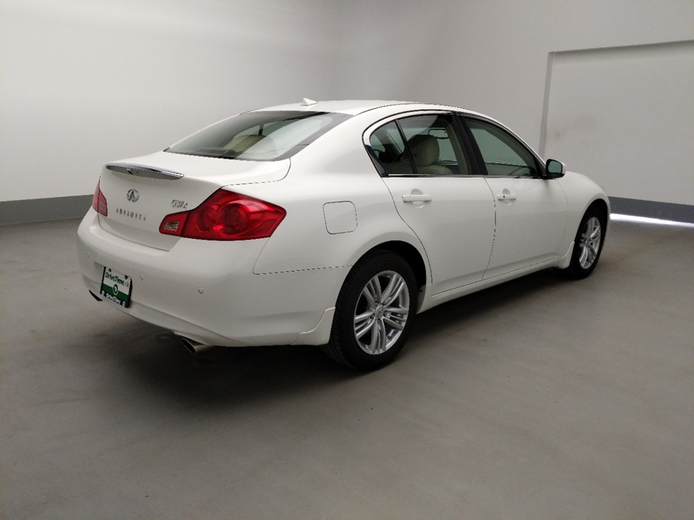 2011 INFINITI G37 - Passenger Rear Bumper