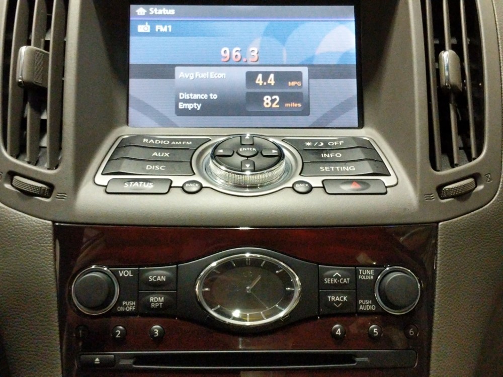 2011 INFINITI G37 - Stereo Package