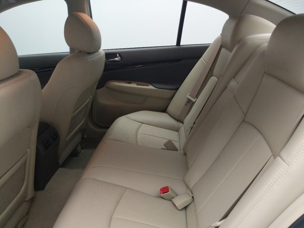 2011 INFINITI G37 - Driver Rear Seat