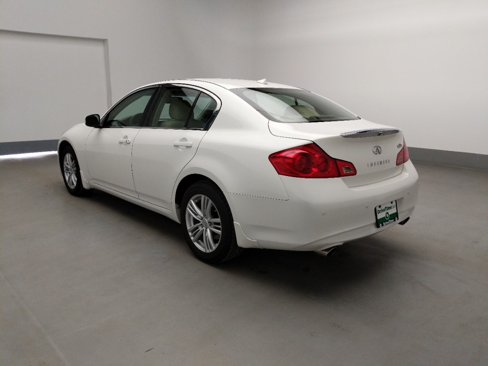 2011 INFINITI G37 - Driver Rear Bumper