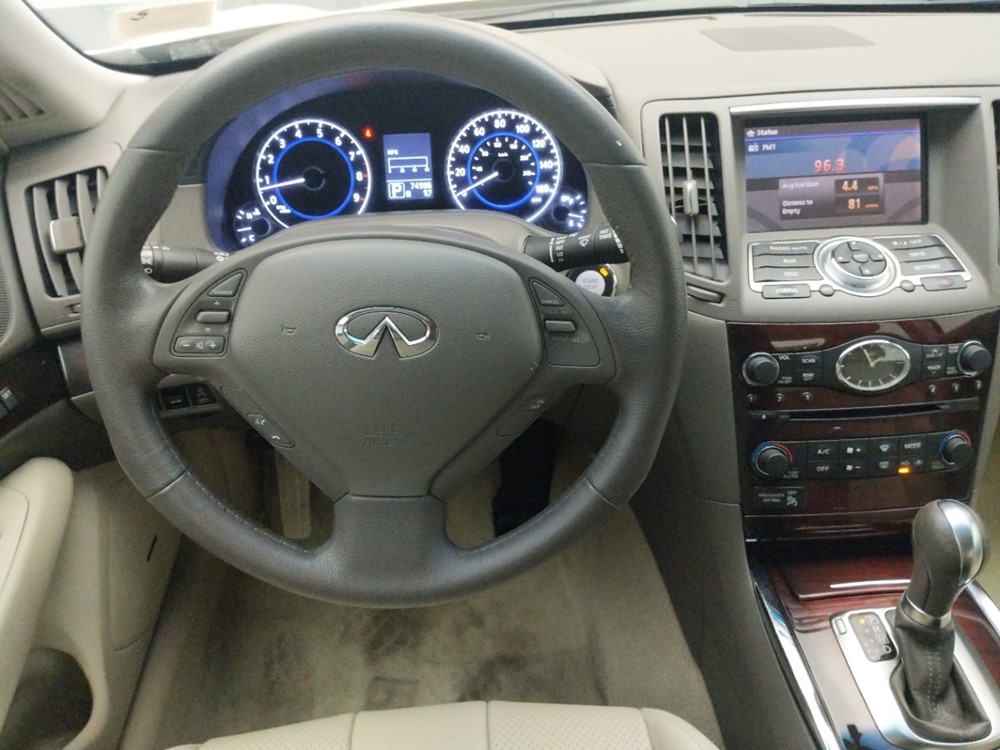 2011 INFINITI G37 - Driver Dash