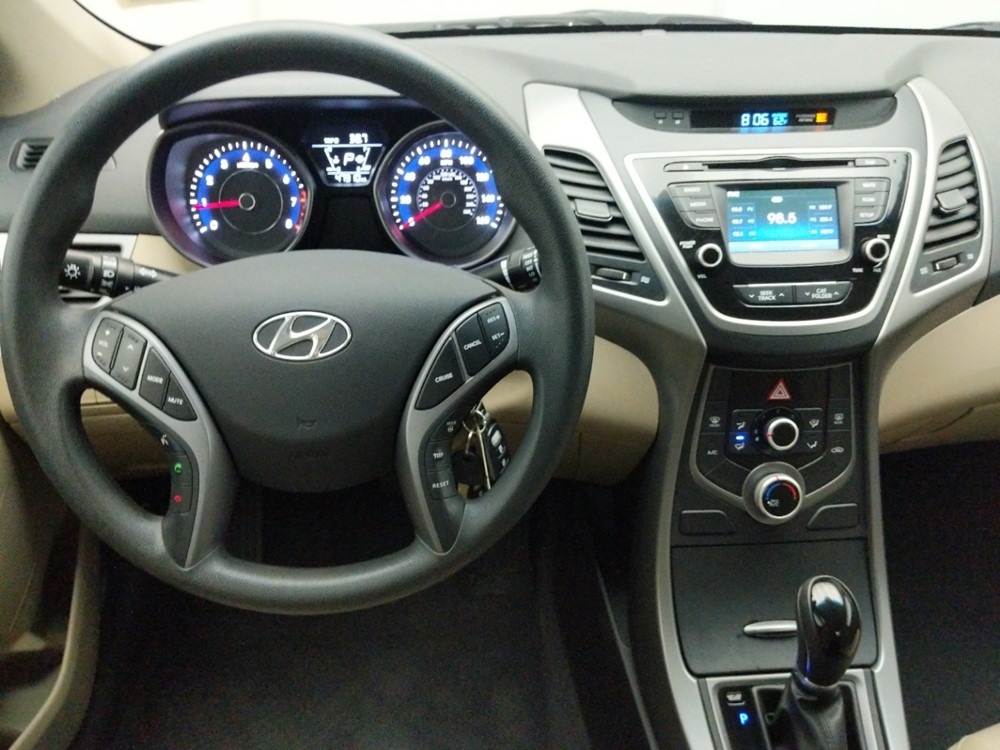 2015 Hyundai Elantra - Driver Dash