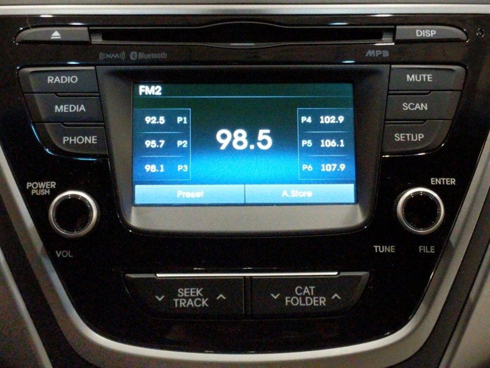 2015 Hyundai Elantra - Stereo Package