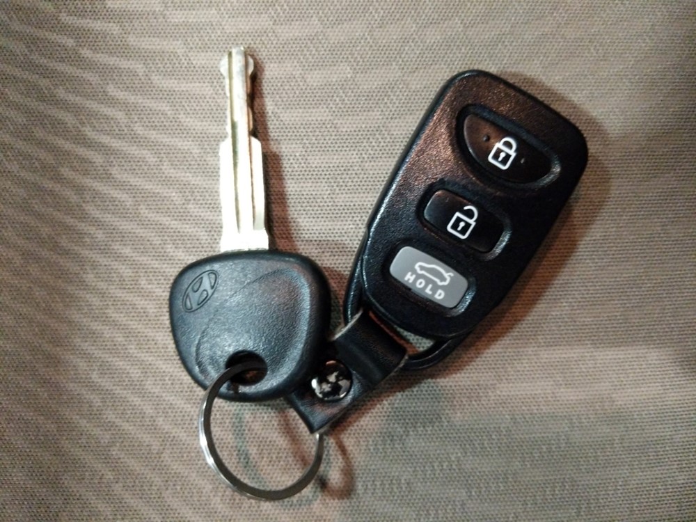 2015 Hyundai Elantra - Keys