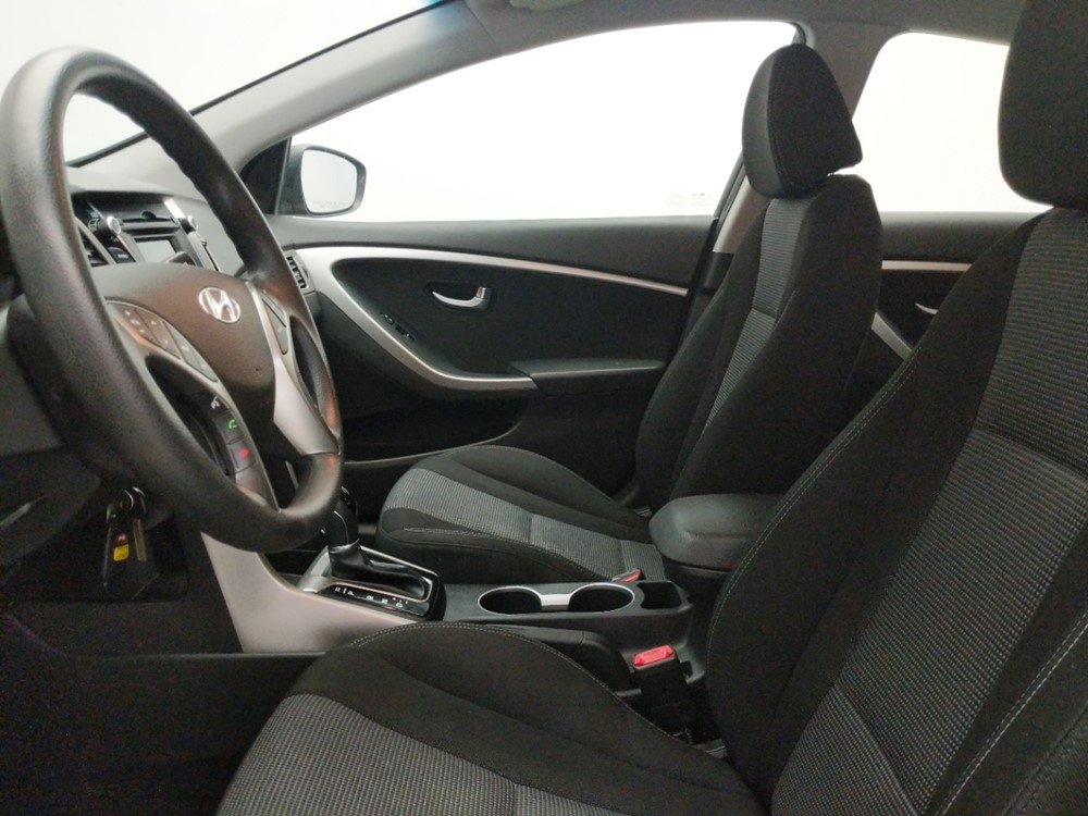 2016 Hyundai Elantra - Driver Front Seat