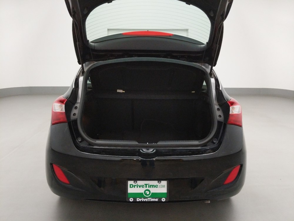 2016 Hyundai Elantra - Trunk