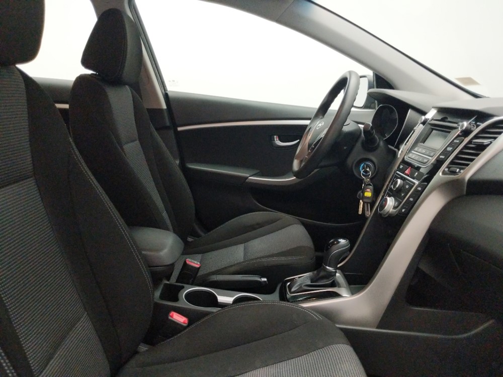 2016 Hyundai Elantra - Passenger Front Seat