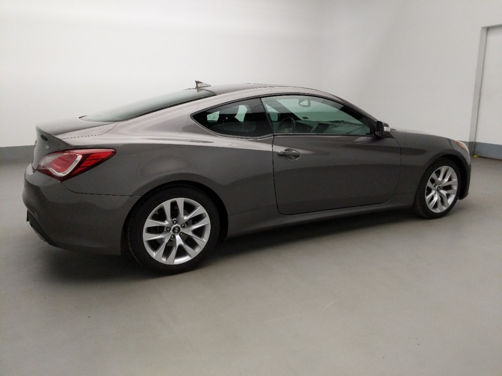 2013 Hyundai Genesis - Passenger Rear Side