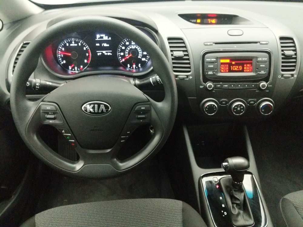 2017 Kia Forte - Driver Dash