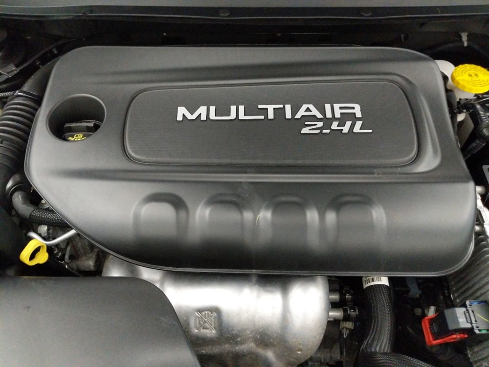 2018 Jeep Cherokee - Engine