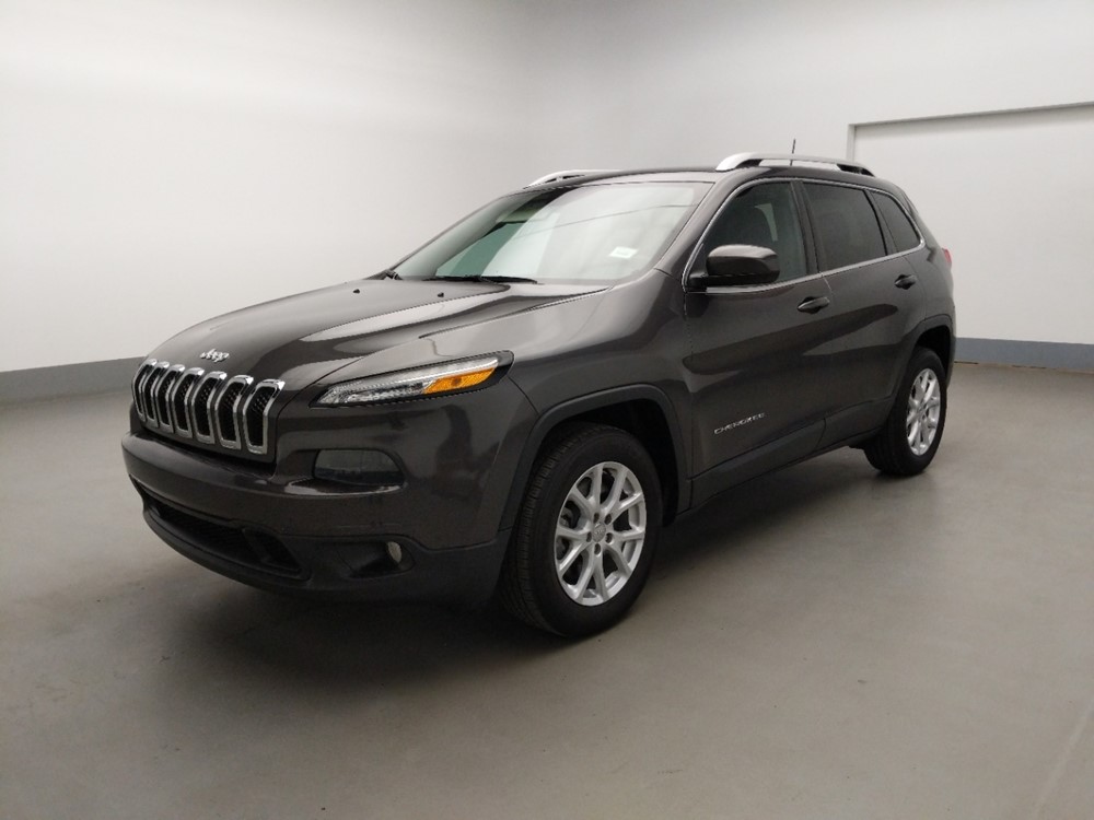 2018 Jeep Cherokee - Driver Front Bumper