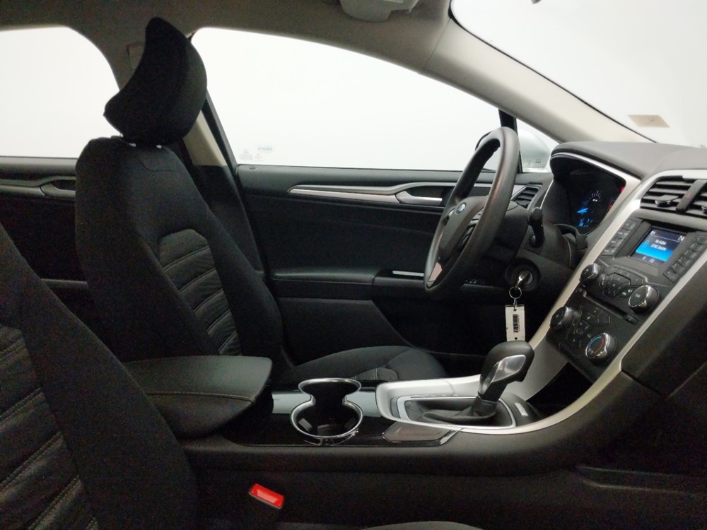 2016 Ford Fusion - Passenger Front Seat