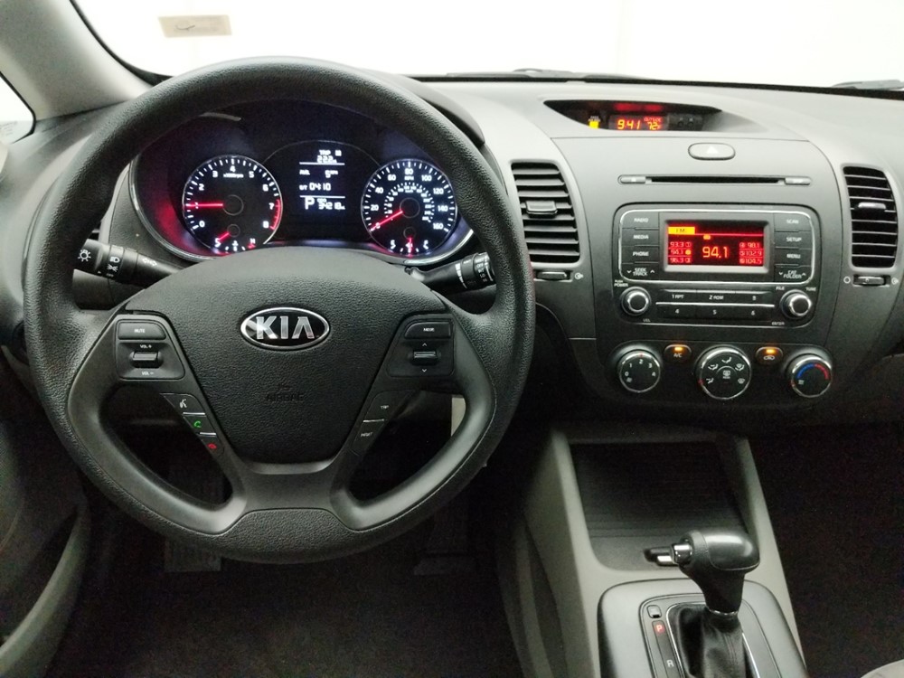 2016 Kia Forte - Driver Dash