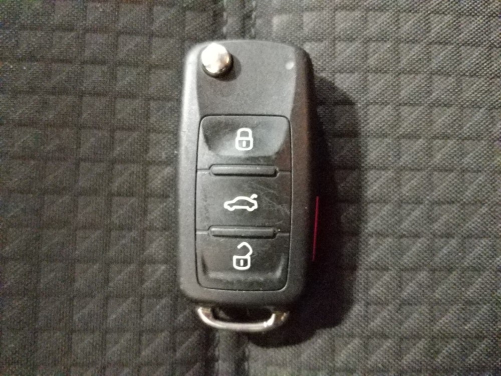 2016 Volkswagen Jetta - Keys