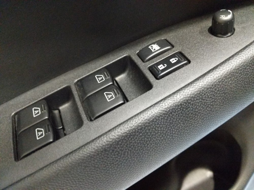 2010 INFINITI G37 - Driver Power Windows/Lock Control