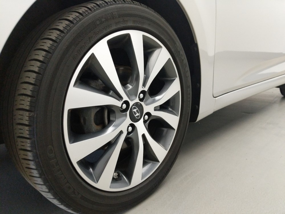 2017 Hyundai Accent - Wheel