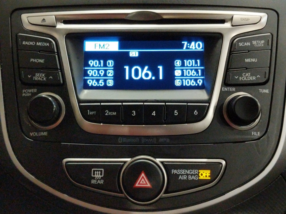 2017 Hyundai Accent - Stereo Package
