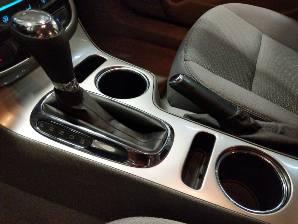 2016 Chevrolet Malibu - Center Console/Cup Holders