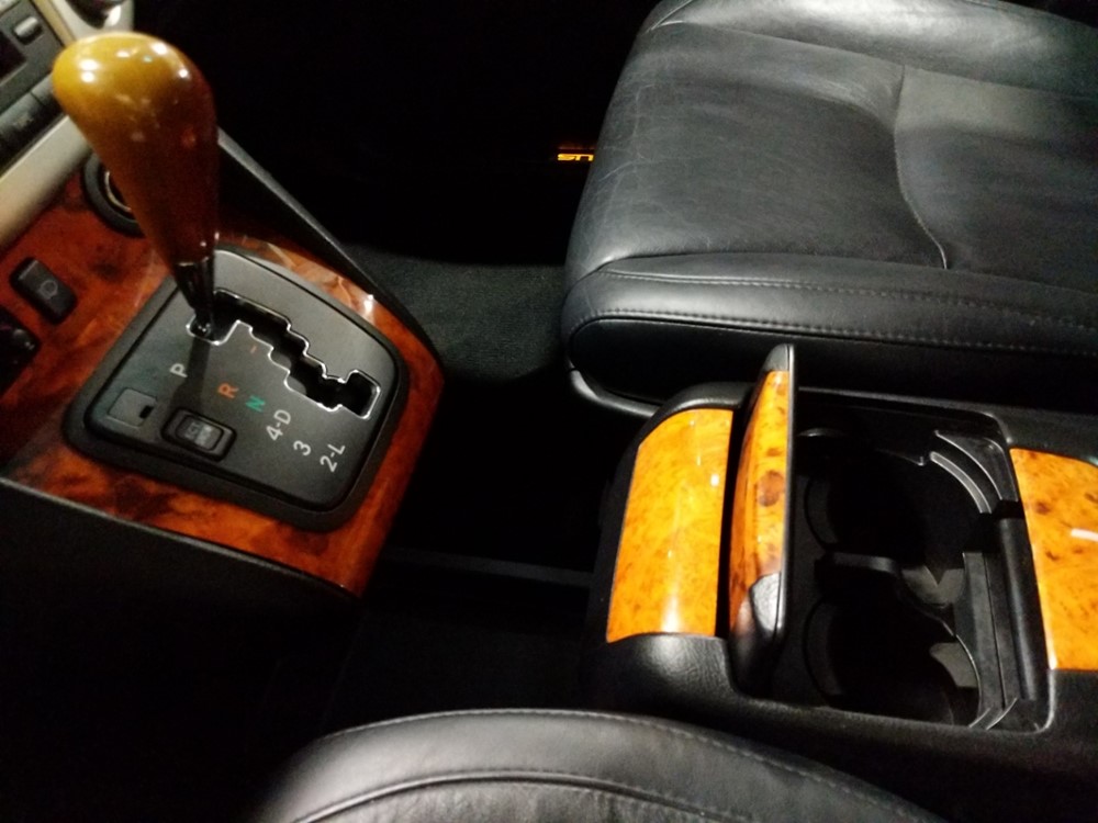 2009 Lexus RX 350 - Center Console/Cup Holders