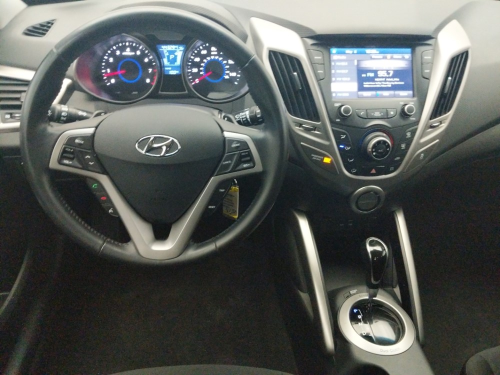 2017 Hyundai Veloster - Driver Dash