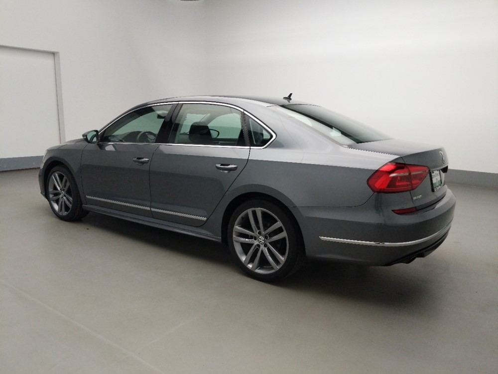 2016 Volkswagen Passat - Driver Rear Side