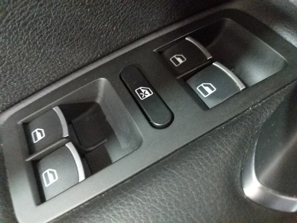 2016 Volkswagen Passat - Driver Power Windows/Lock Control