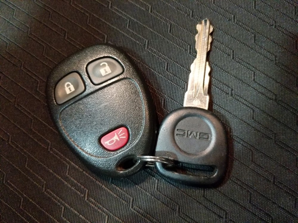 2011 GMC Sierra 1500 - Keys