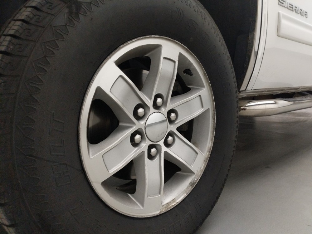 2011 GMC Sierra 1500 - Wheel