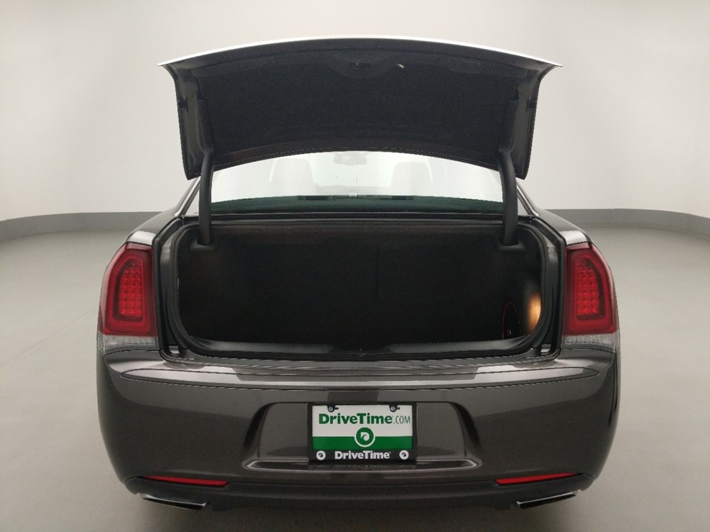 2015 Chrysler 300 - Trunk