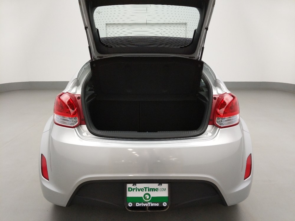 2016 Hyundai Veloster - Trunk