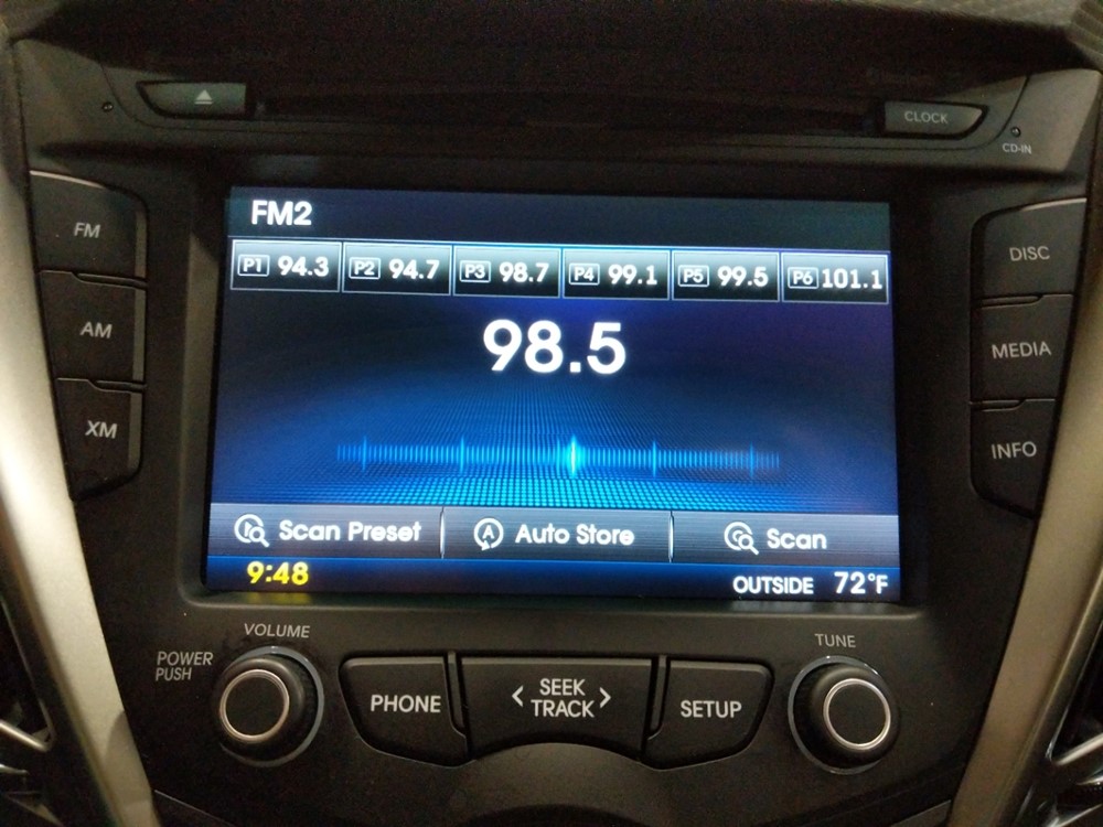 2016 Hyundai Veloster - Stereo Package