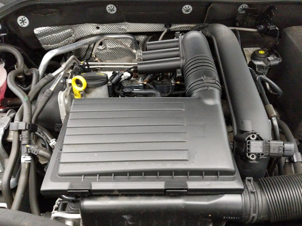 2016 Volkswagen Jetta - Engine