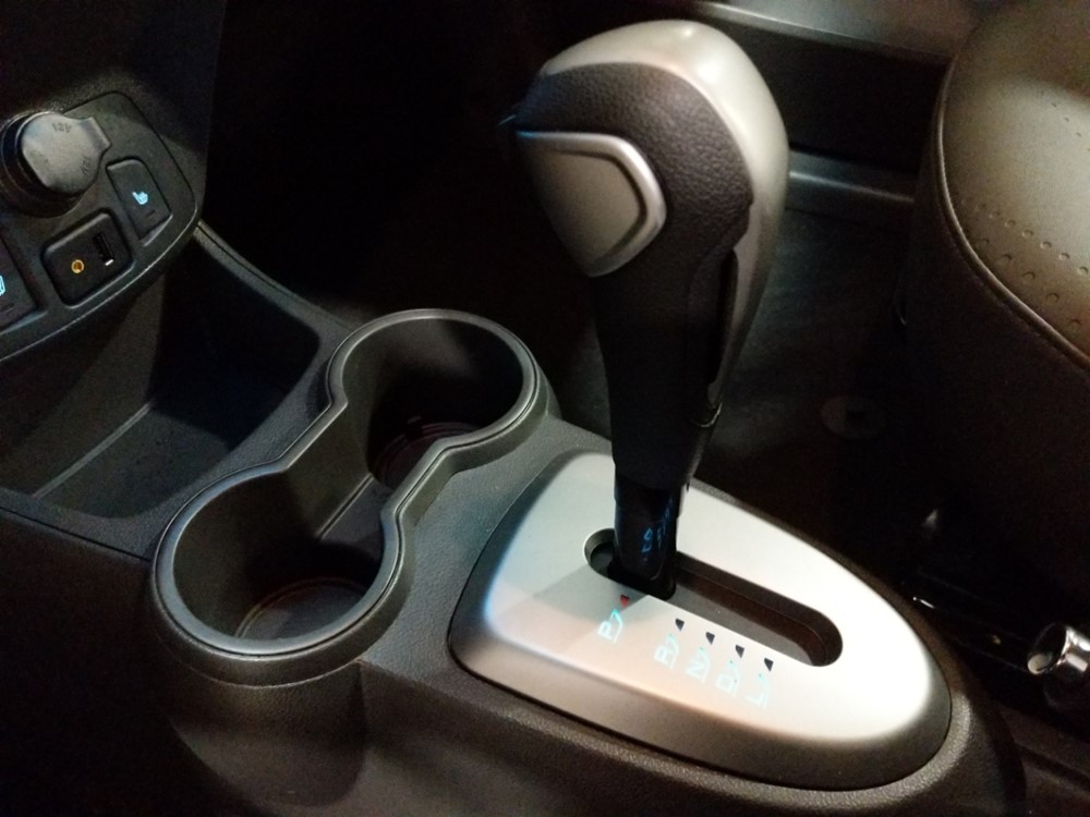 2014 Chevrolet Spark - Center Console/Cup Holders