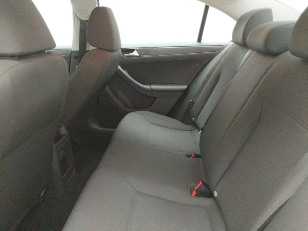 2016 Volkswagen Jetta - Driver Rear Seat