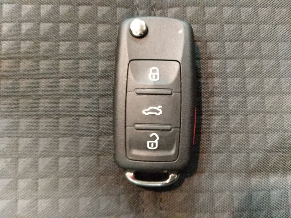 2016 Volkswagen Jetta - Keys
