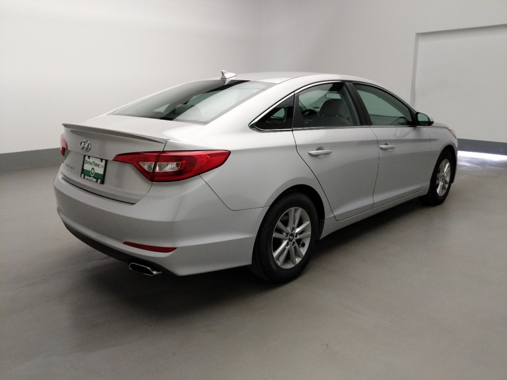 2017 Hyundai Sonata - Passenger Rear Bumper