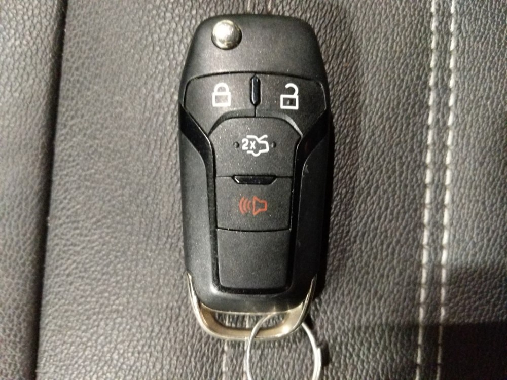 2016 Ford Fusion - Keys