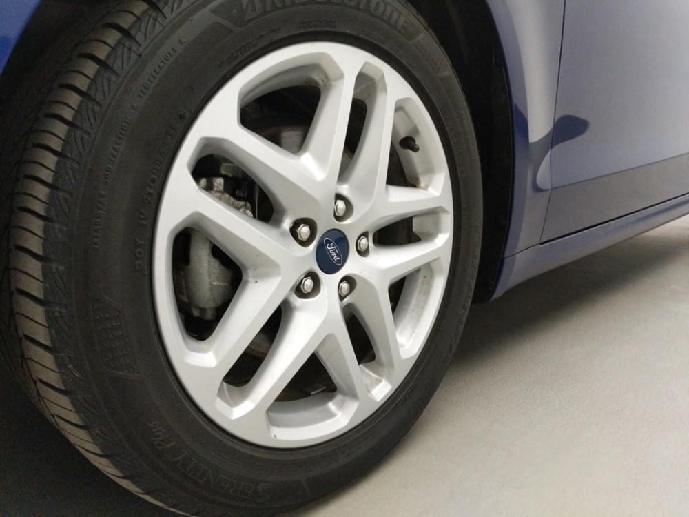 2016 Ford Fusion - Wheel