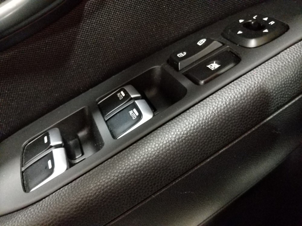 2017 Kia Soul - Driver Power Windows/Lock Control